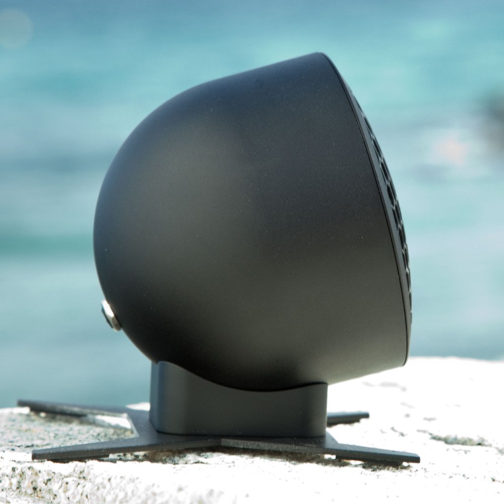 Triton L